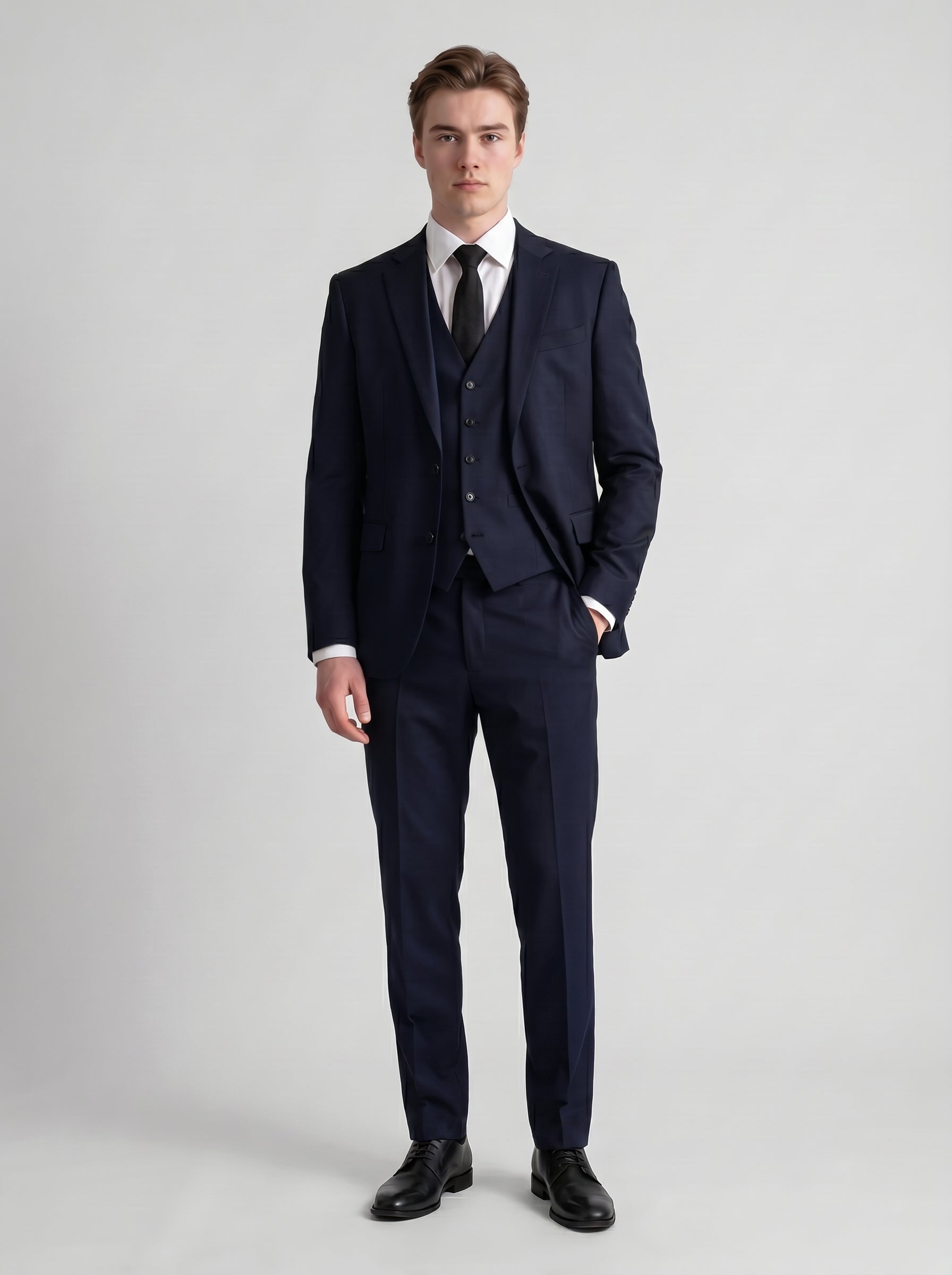 Matteo | Sharp Three Piece Slim Fit Men Suit Set with Notch Lapel